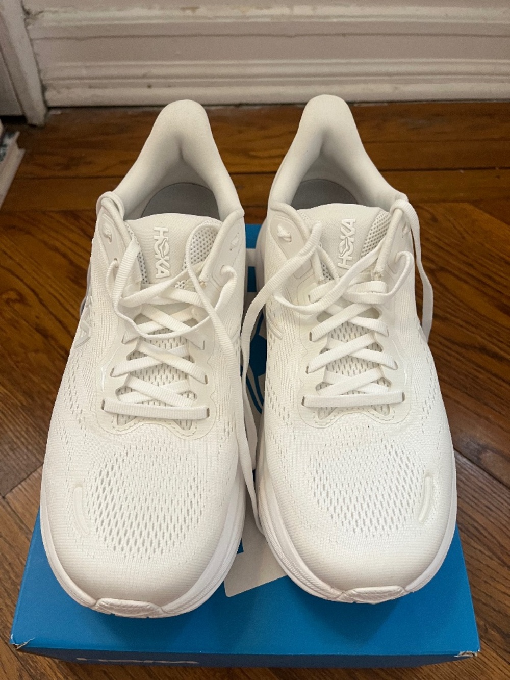 Hoka Clifton 11 - Brand new!